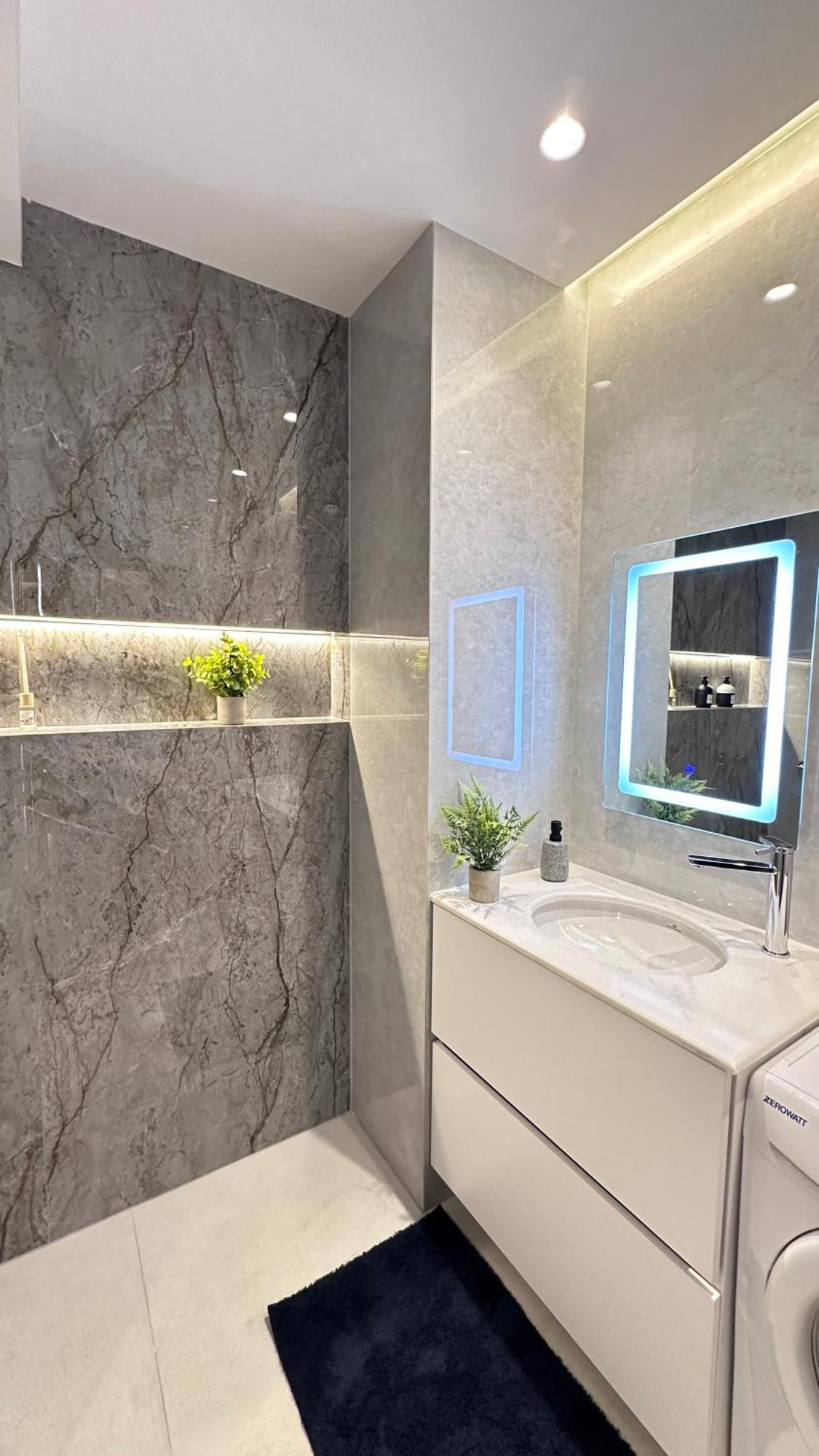 Frida Luxury Apartment Tirana Exterior foto